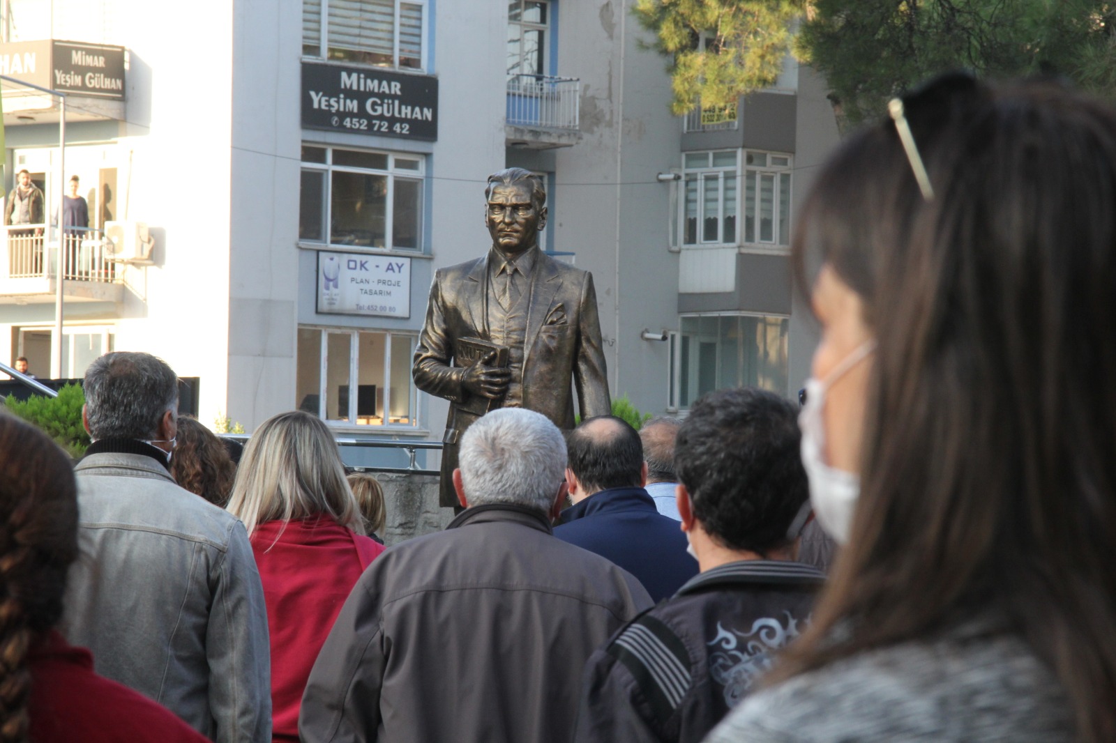 İzmir Ata'sını andı