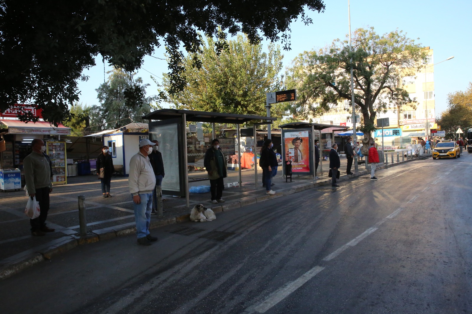 İzmir Ata'sını andı