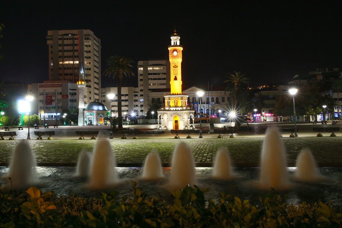 İzmir'de sokağa çıkma kısıtlamasına uyuldu