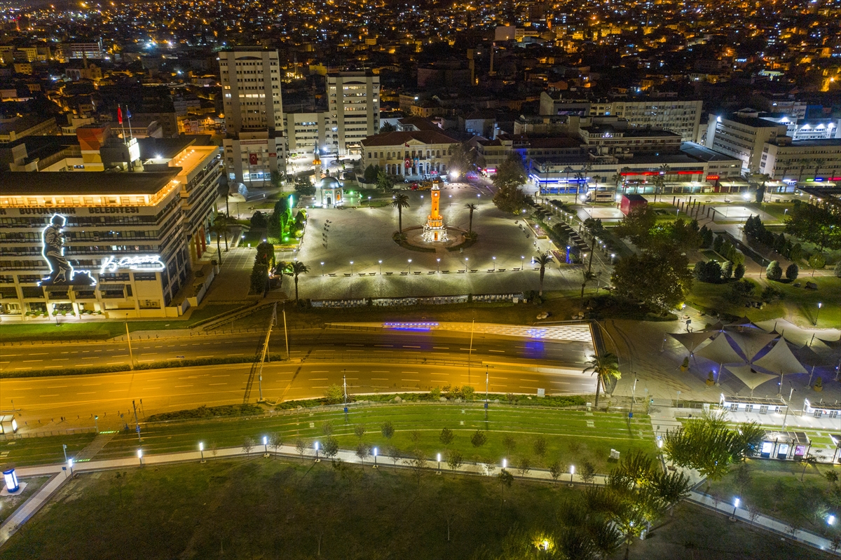 İzmir'de sokağa çıkma kısıtlamasına uyuldu