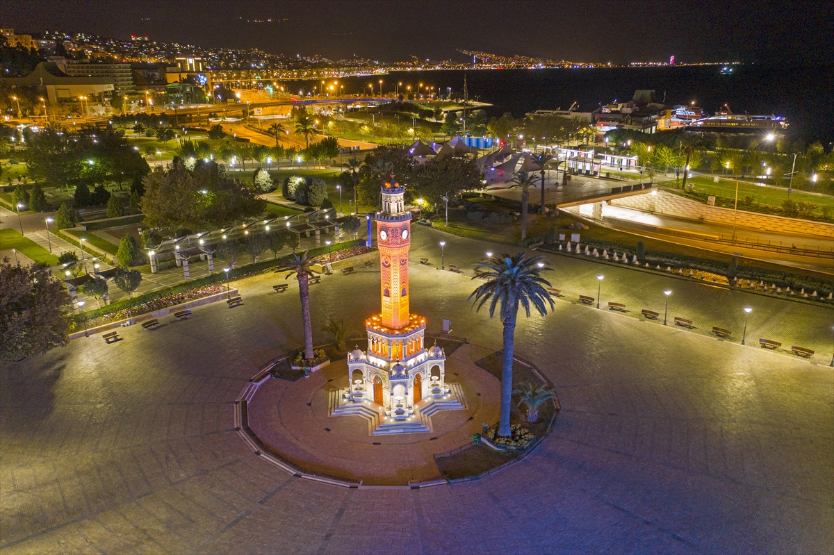 İzmir'de sokağa çıkma kısıtlamasına uyuldu