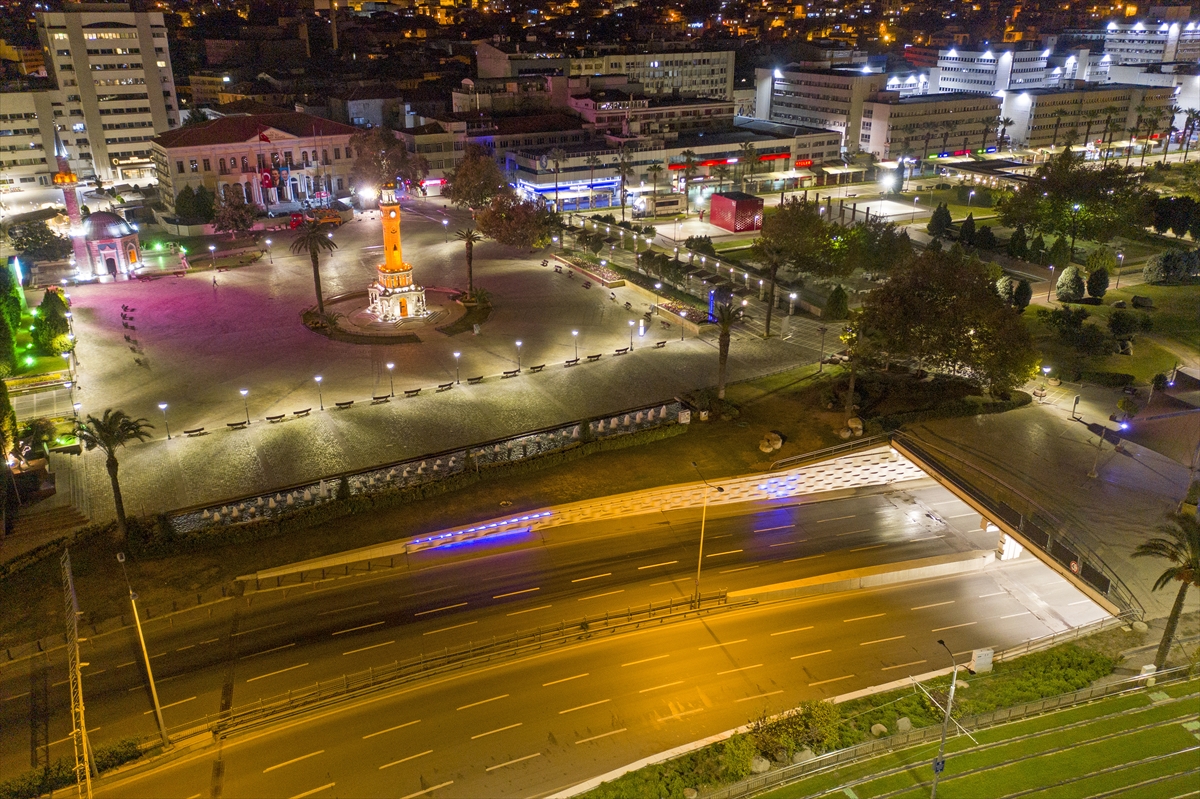 İzmir'de sokağa çıkma kısıtlamasına uyuldu