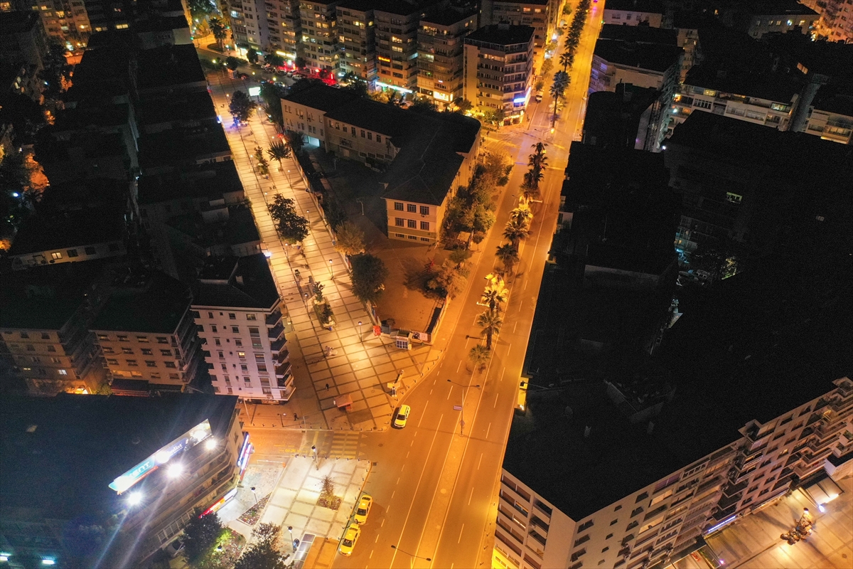 İzmir'de sokağa çıkma kısıtlamasına uyuldu