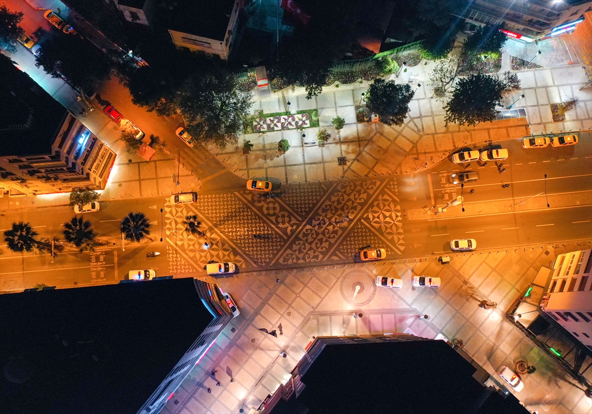 İzmir'de sokağa çıkma kısıtlamasına uyuldu