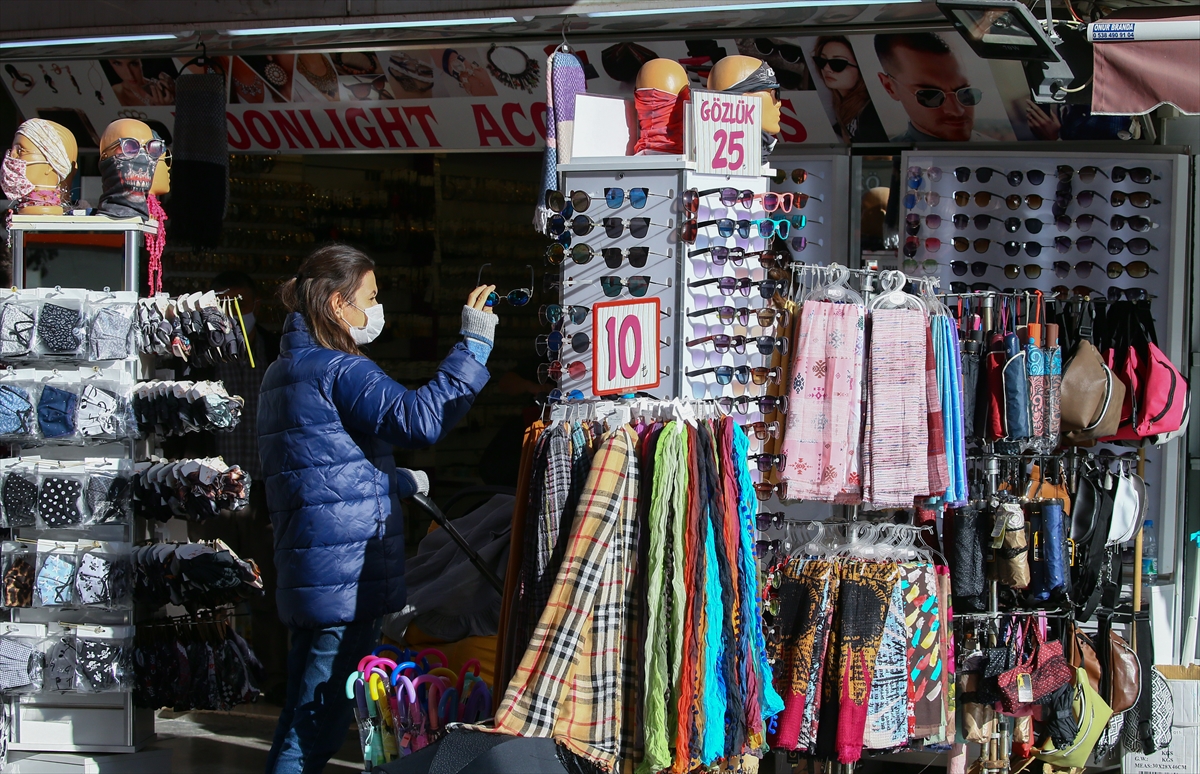 İzmir'in işlek noktalarında korkutan görüntüler!