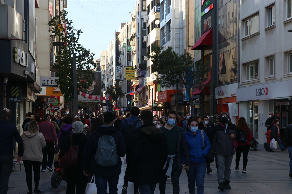 İzmir'in işlek noktalarında korkutan görüntüler!