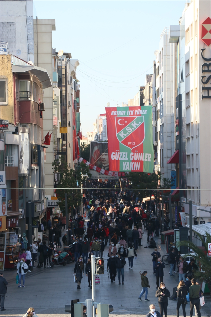 İzmir'in işlek noktalarında korkutan görüntüler!