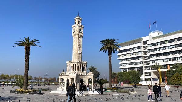 İzmirliler güzel havaya rağmen evde kaldı