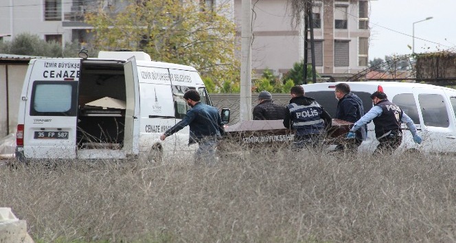 Menderes'te sel felaketi: İki kişi hayatını kaybetti