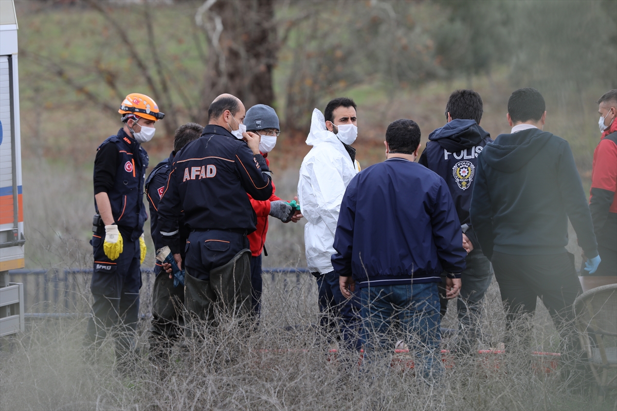 Menderes'te sel felaketi: İki kişi hayatını kaybetti