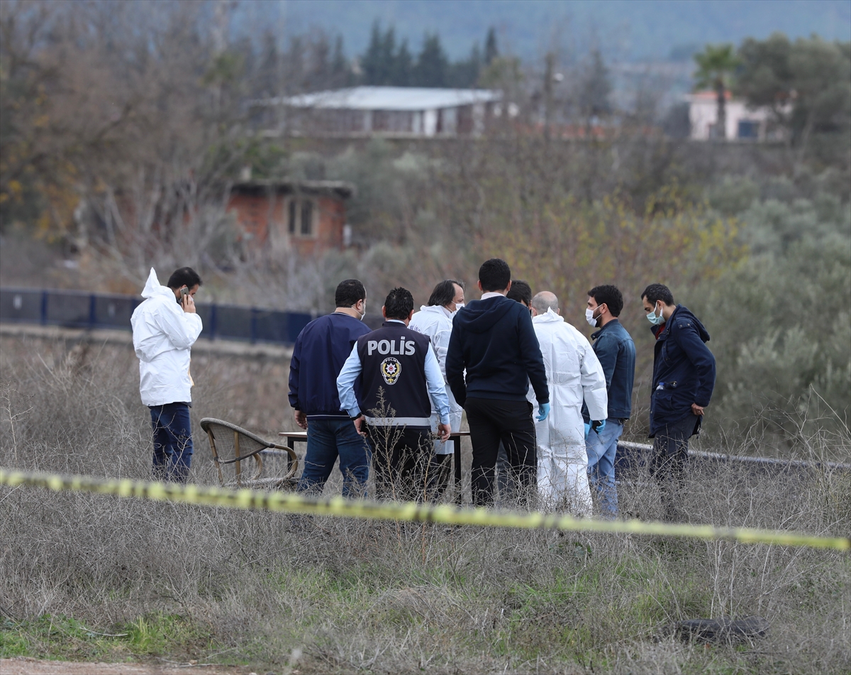 Menderes'te sel felaketi: İki kişi hayatını kaybetti