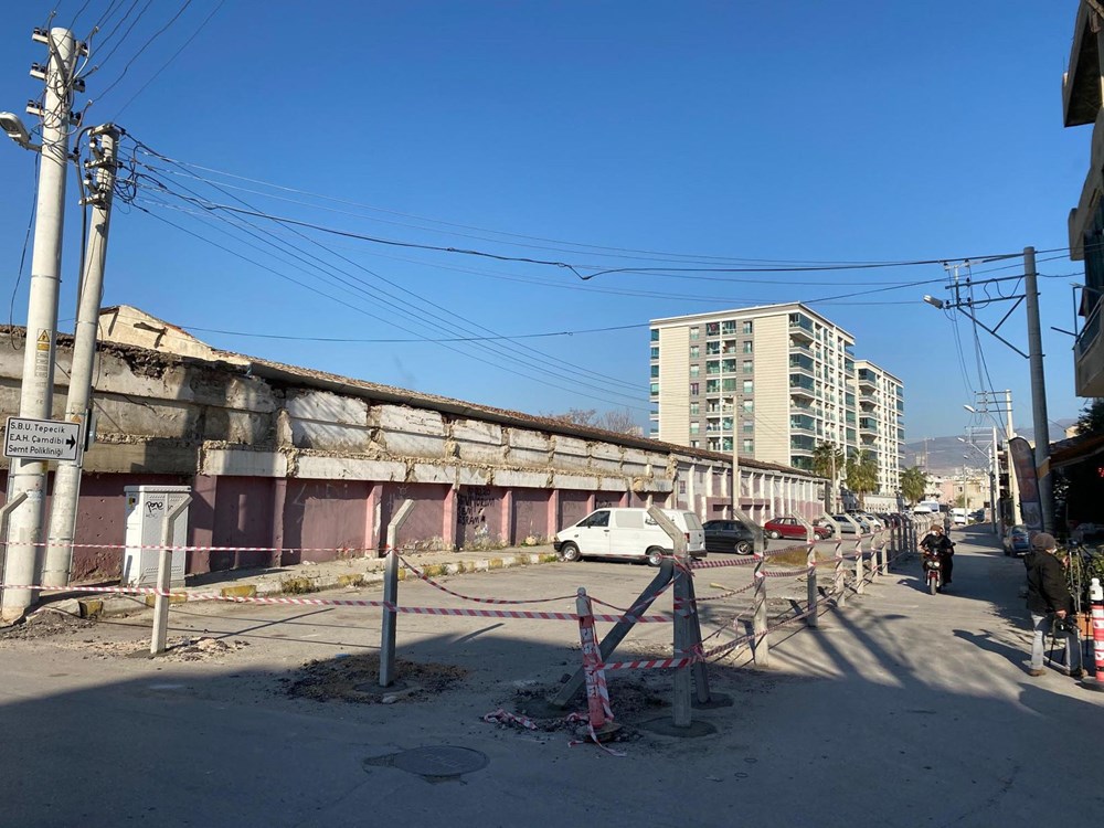 Tapulu arazim diyerek yolu 'beton çit' ile böldü!