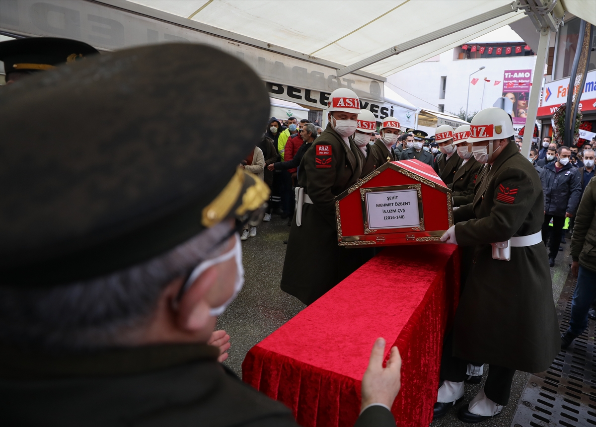 Şehit Uzman Çavuş Özbent İzmir'de son yolculuğuna uğurlandı