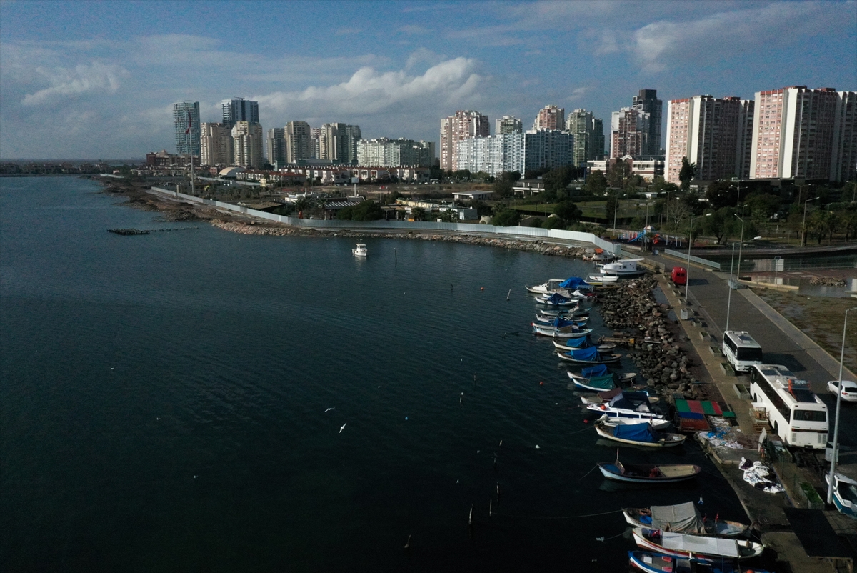 İzmir, yeni yılın ilk gününde sessiz!