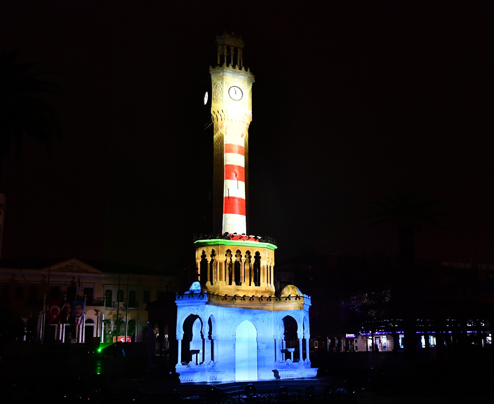 İzmir’de çevrimiçi yılbaşı coşkusu