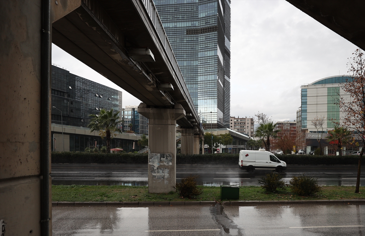 İzmir, yeni yılın ilk gününde sessiz!