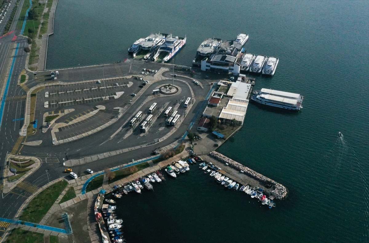 İzmir, yeni yılın ilk gününde sessiz!