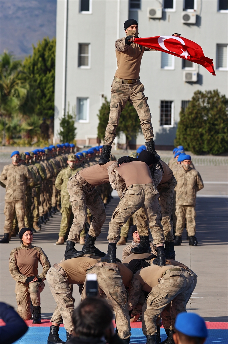 Jandarma uzman erbaşlar terörle mücadele için yemin etti