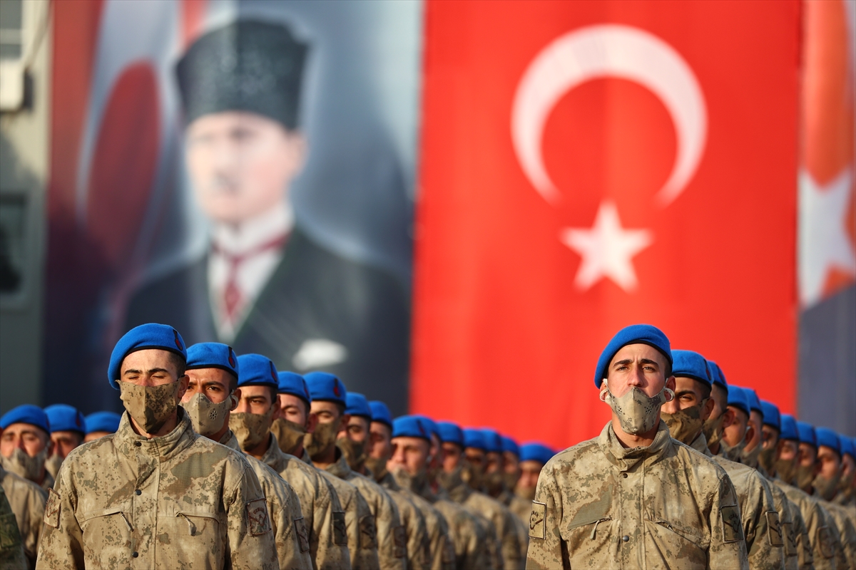 Jandarma uzman erbaşlar terörle mücadele için yemin etti