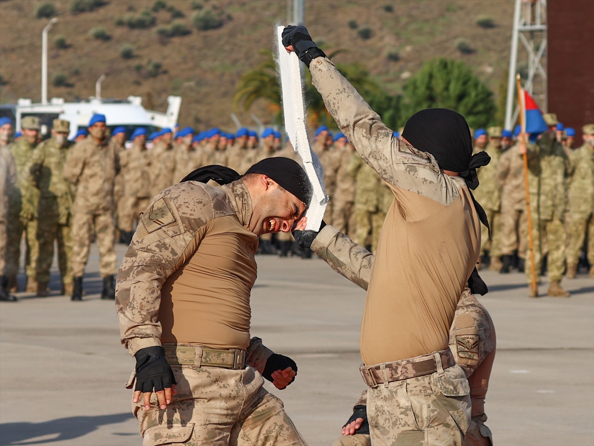 Jandarma uzman erbaşlar terörle mücadele için yemin etti