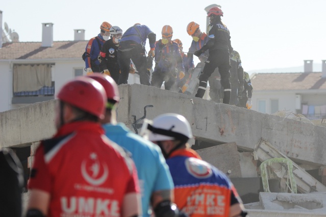 AFAD’dan İzmir’de bin 200 kişilik dev tatbikat