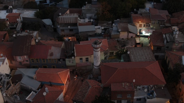 Depremde yıkılan minare havadan görüntülendi