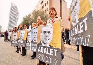 Beraat kararı sonrası adliye önünde büyük coşku
