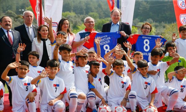 6. Uluslararası U12 İzmir Cup başladı