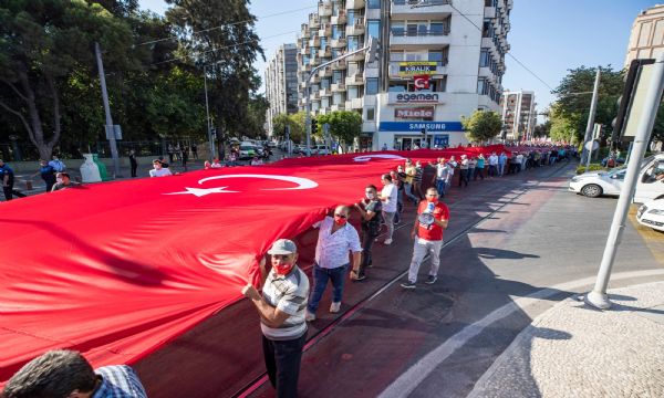 İzmir'i 9 Eylül coşkusu sardı!