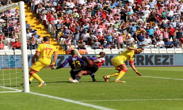 Sivasspor: 2-3 Göztepe