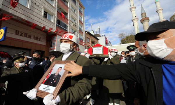 Şehit Uzman Çavuş Özbent İzmir'de son yolculuğuna uğurlandı