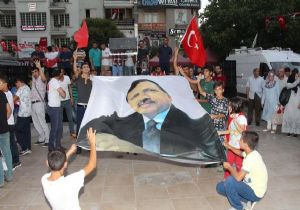 Darbe girişimi Ege'de protesto edildi