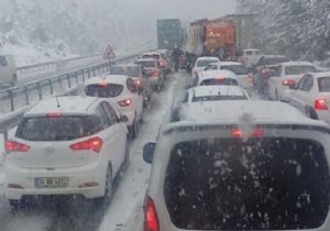 İzmir'de kar çileye dönüştü