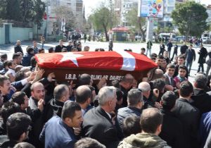 Fırat Yılmaz Çakıroğlu son yolculuğuna uğurlanıyor