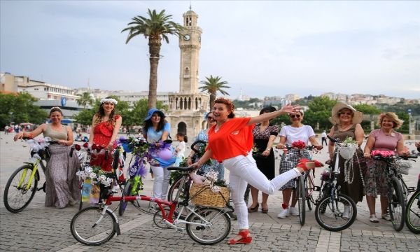 'Süslü Kadınlar' dünyaya açılmaya hazırlanıyor