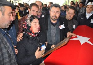 İzmir şehidini uğurladı