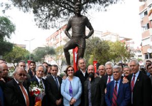 “Taçsız Kral” İzmir’de yaşayacak