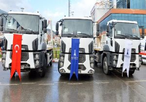 Büyükşehir’den 30 ilçeye 90 araç