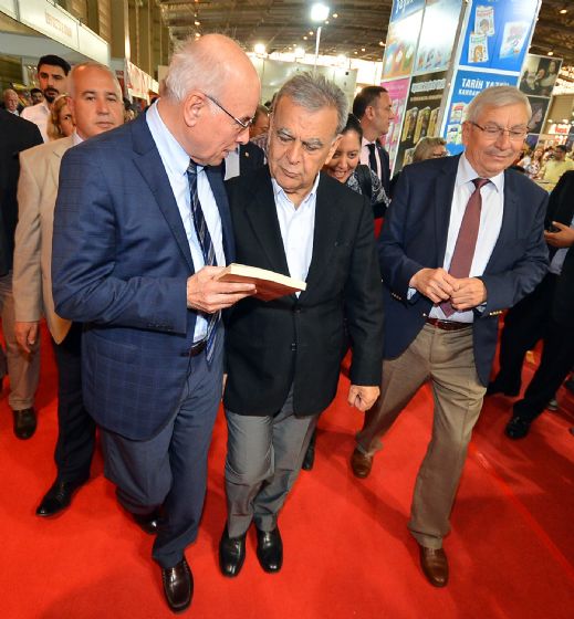 İzmir'de 'kitap zamanı'