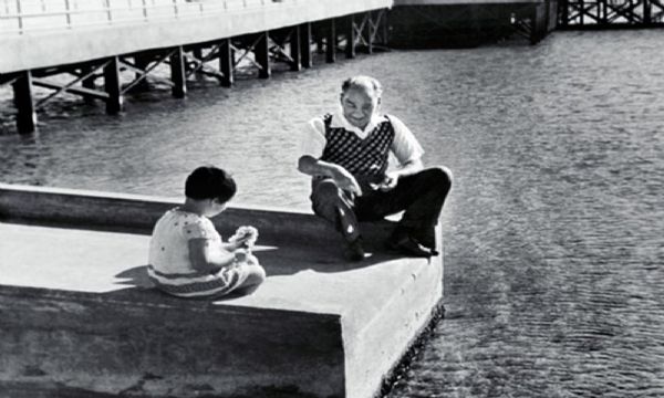 Atatürk'ün çocuk sevgisi
