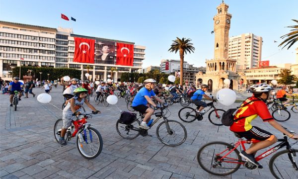 9 Eylül’e pedallı kutlama