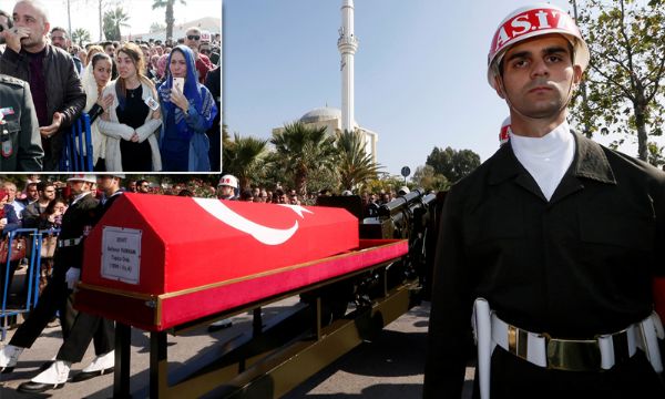 İzmir şehidini uğurladı