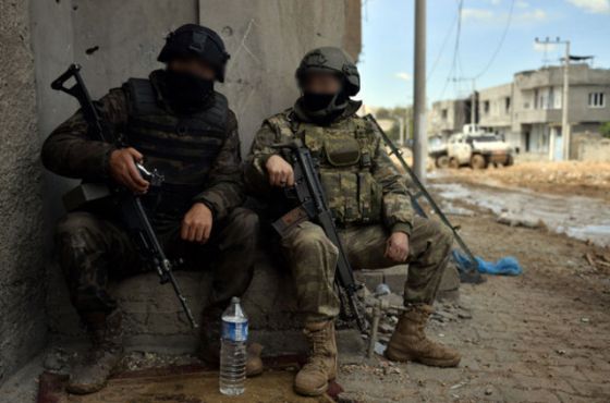 Teröristler ''tuzak''larına Kur'an-ı Kerim'i de alet etti