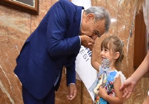 Başkan Kocaoğlu personeliyle bayramlaştı