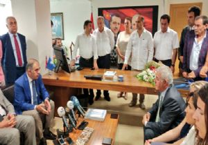 CHP'den AK Parti'ye iade-i ziyaret