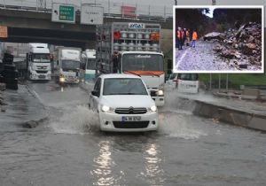 İzmir'i sağanak yağmur vurdu