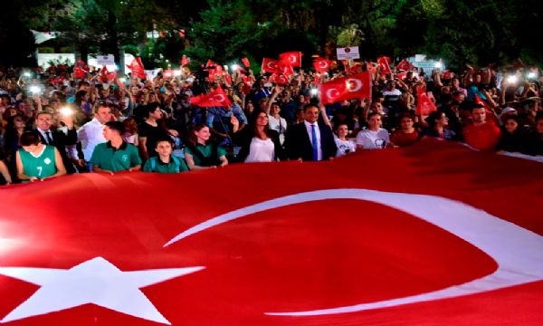 Bornova'da kurtuluş coşkusu!