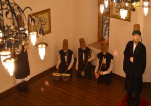 Emir Sultan’da tarihi dokunuş