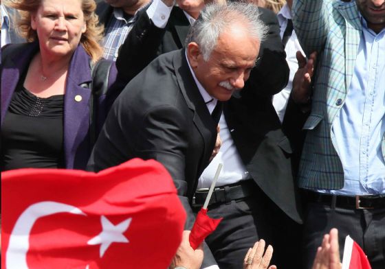 Korkmadan, yılmadan, cesurca…