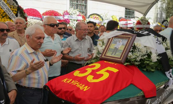 Kayıhan son yolculuğuna uğurlandı